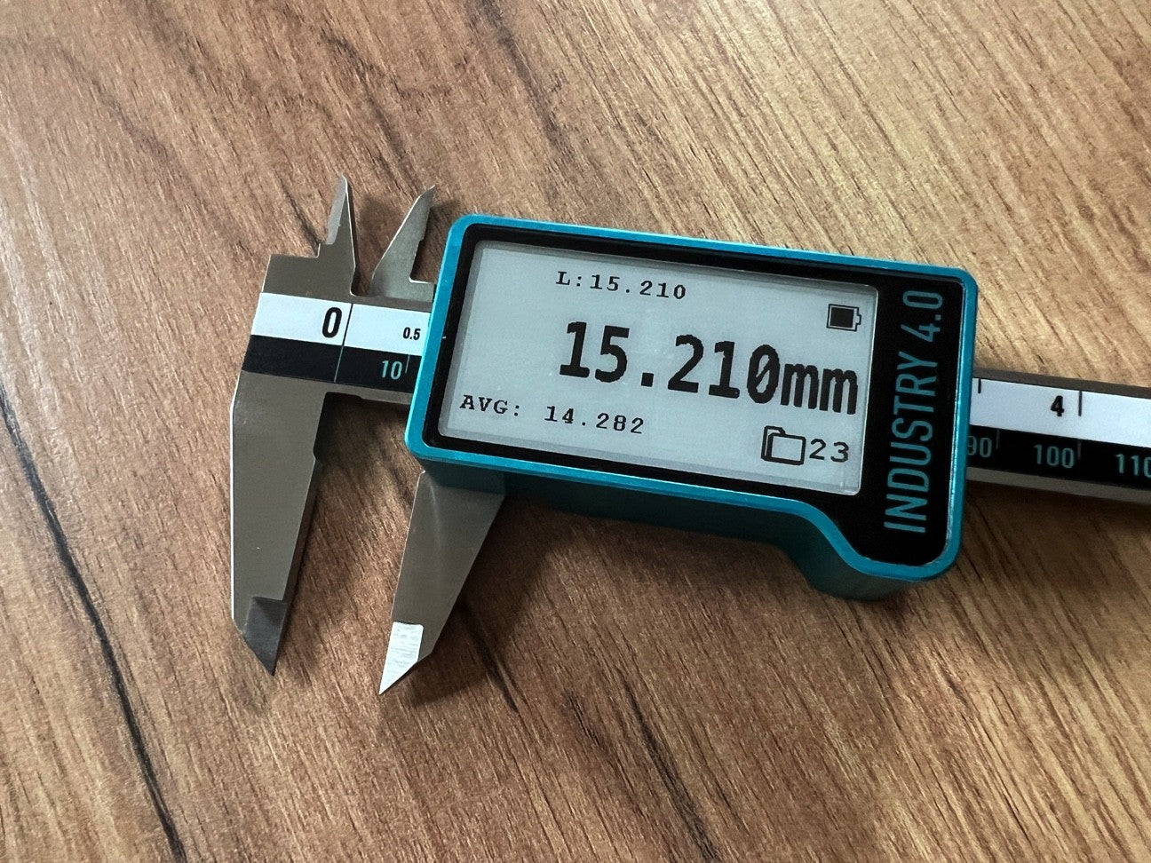 INTELLIGENT E-ink caliper 6", 8", 12" - 0-300mm CARBIDE Wireless+USB