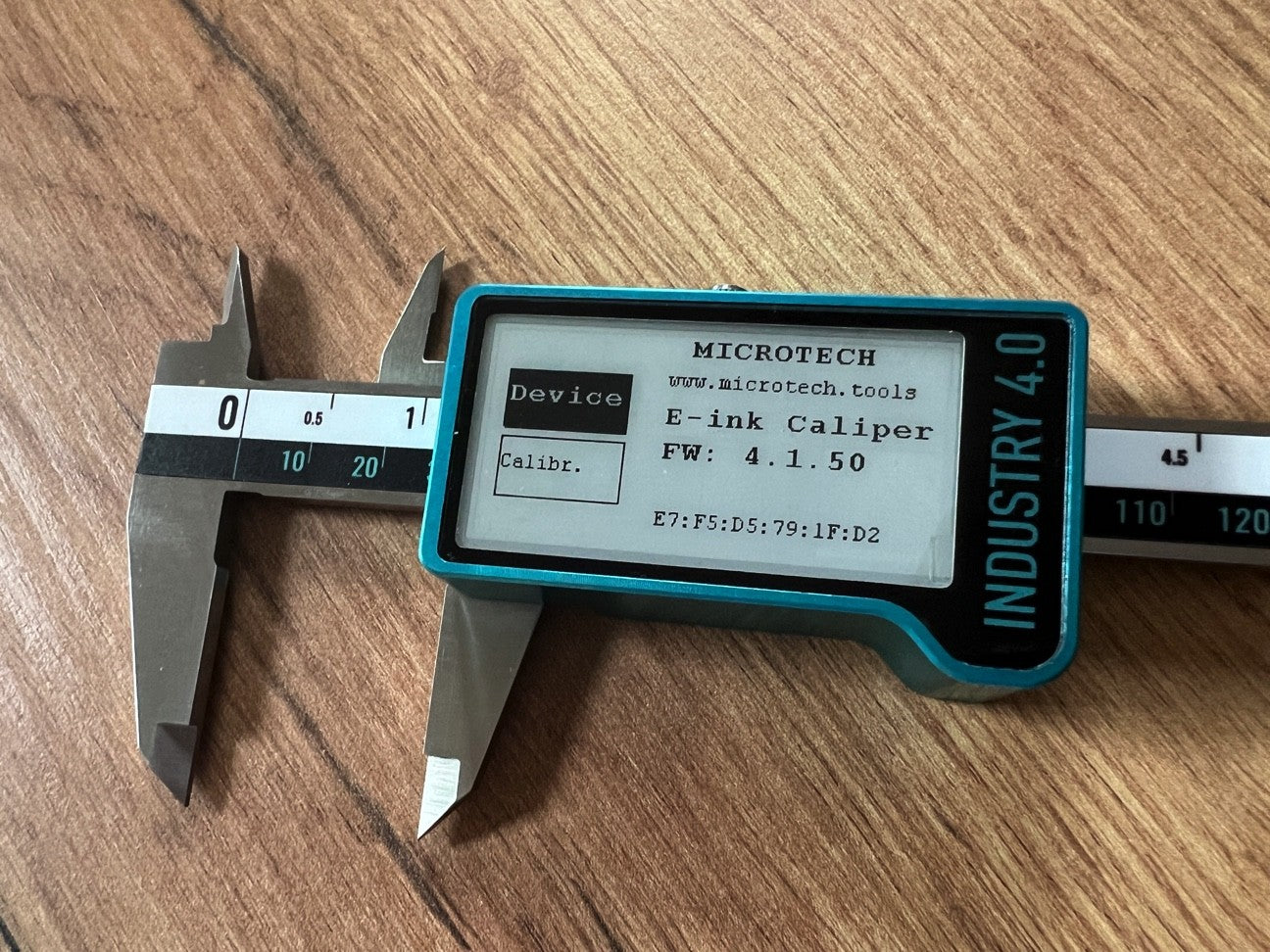 INTELLIGENT E-ink caliper 6", 8", 12" - 0-300mm CARBIDE Wireless+USB